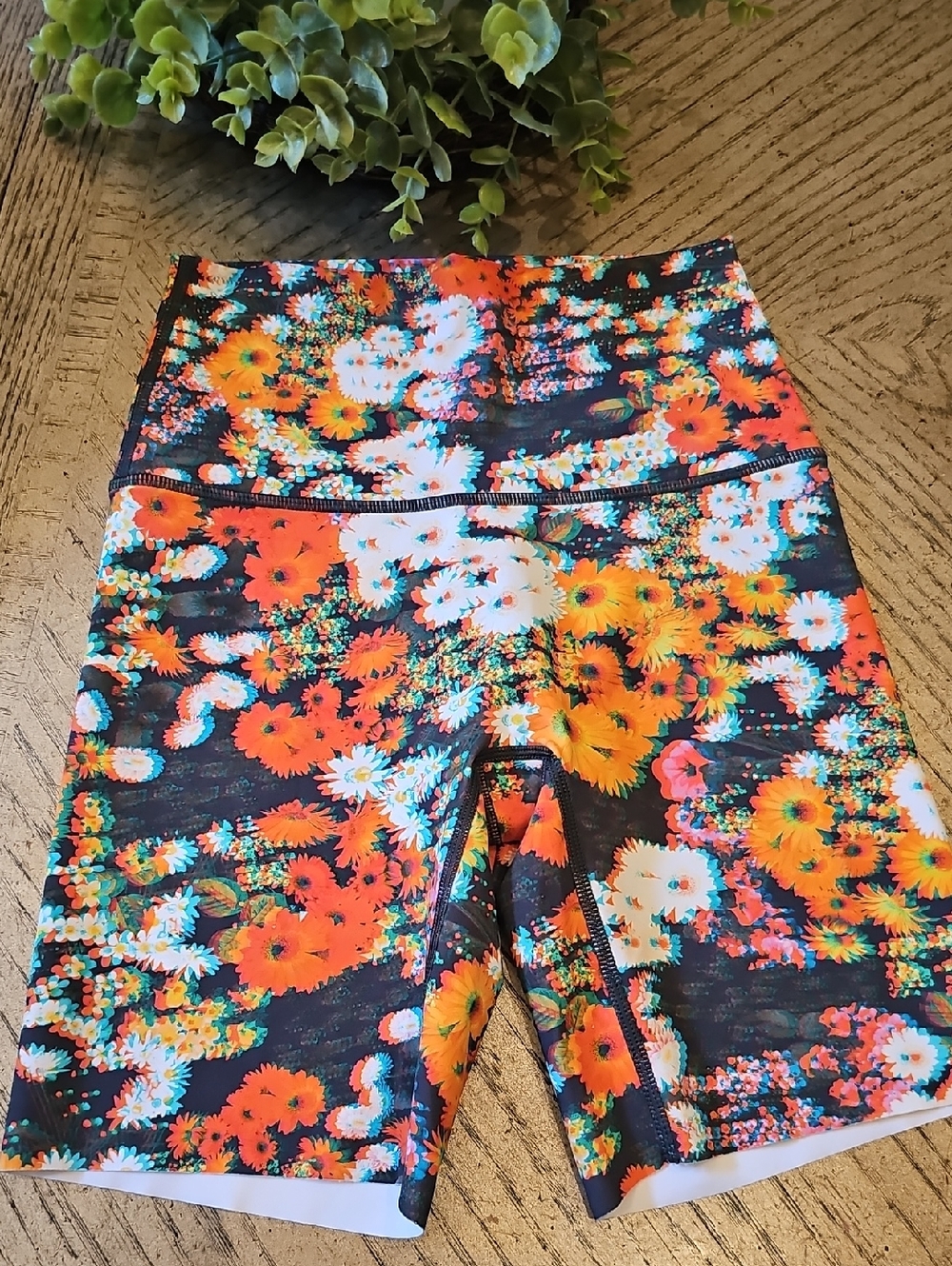 Floral High-Waist Athletic Bike Shorts - Orange & Black Size S Offline NWOT